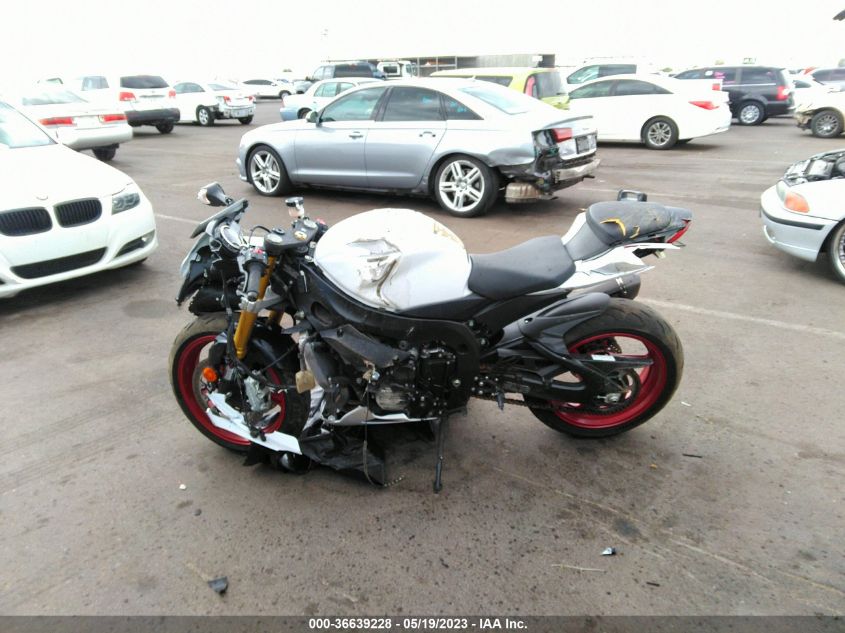 2017 SUZUKI GSX-R750 - JS1GR7MA1H2100635