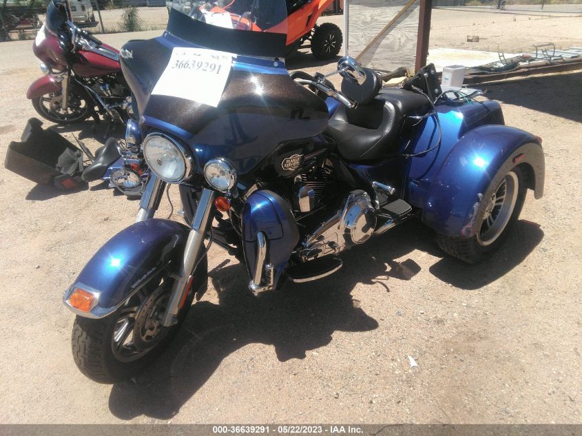 2012 HARLEY-DAVIDSON FLHTCUTG TRI GLIDE ULTRA CLASSIC 1HD1MAM11CB850258