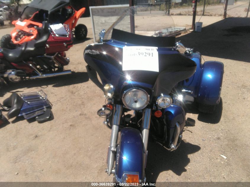 2012 HARLEY-DAVIDSON FLHTCUTG TRI GLIDE ULTRA CLASSIC 1HD1MAM11CB850258