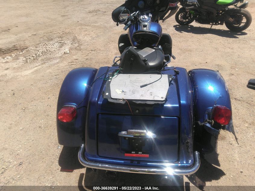 2012 HARLEY-DAVIDSON FLHTCUTG TRI GLIDE ULTRA CLASSIC 1HD1MAM11CB850258