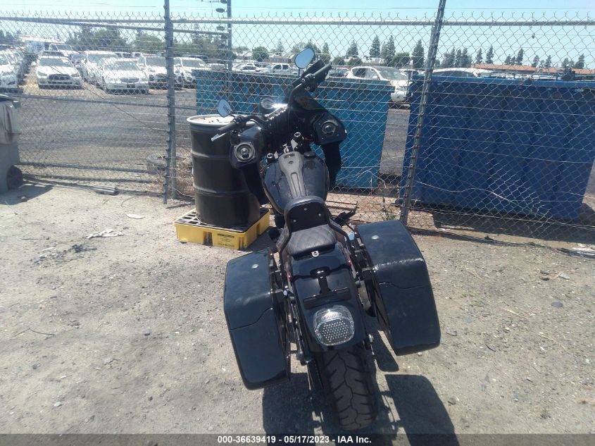 2022 HARLEY-DAVIDSON FLXRS 1HD1YWZ23NB035565