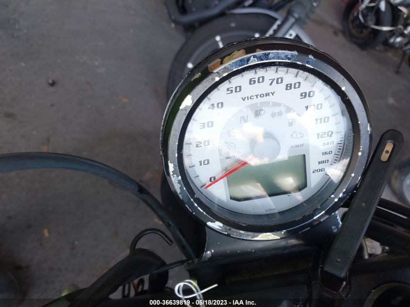 2015 VICTORY MOTORCYCLES GUNNER 5VPLB36N3F3040903