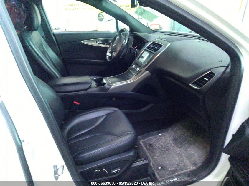 2017 LINCOLN MKX SELECT - 2LMPJ8KR9HBL43437