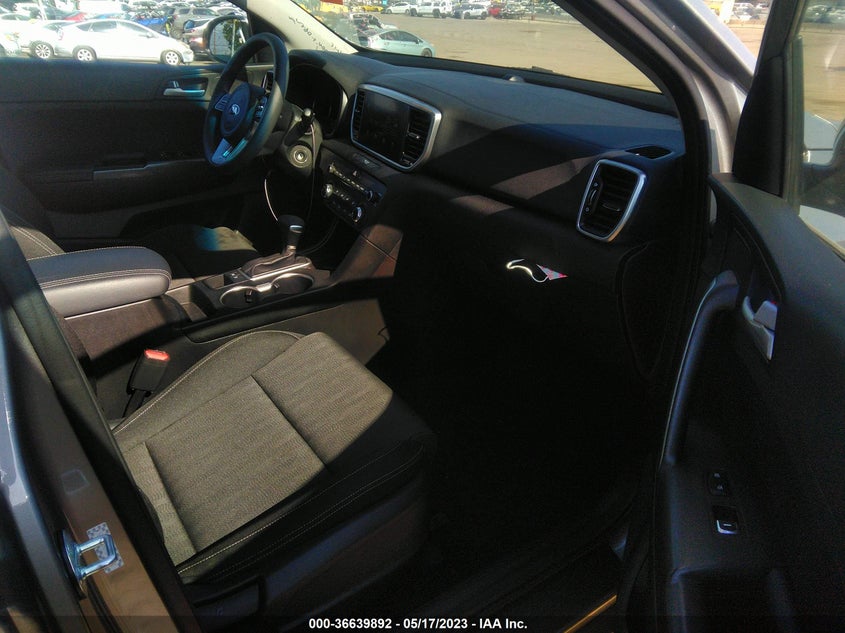 VIN KNDPM3AC7L7786811 2020 KIA SPORTAGE LX