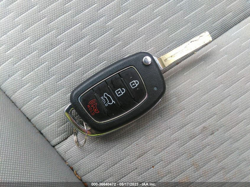2021 HYUNDAI TUCSON SE - KM8J2CA43MU329528