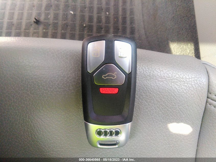 2018 AUDI A4 PREMIUM PLUS - WAUENAF47JN016060