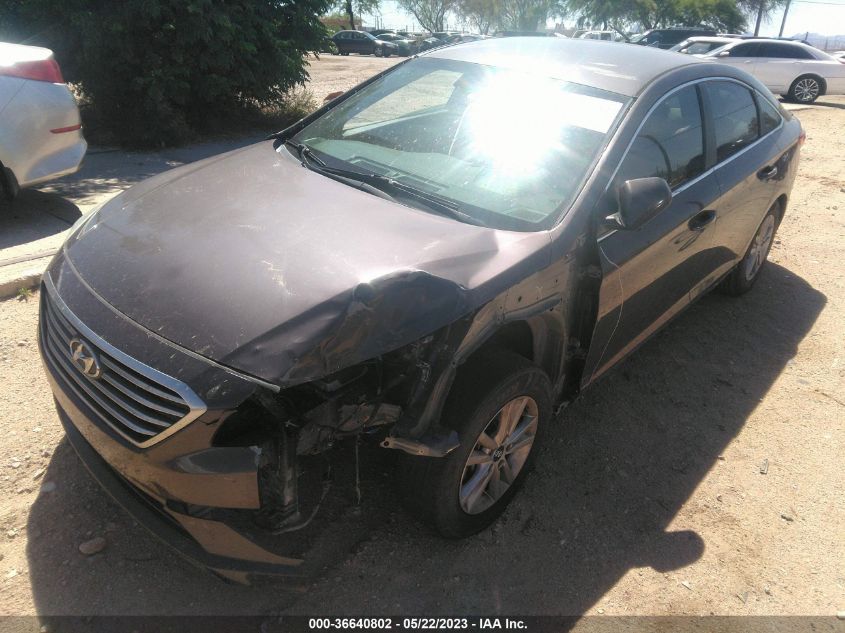 2015 HYUNDAI SONATA 2.4L SE - 5NPE24AF5FH145430