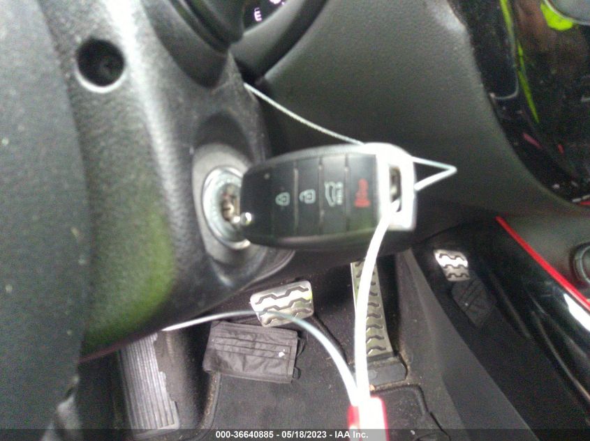 2016 KIA SOUL + - KNDJP3A50G7364268