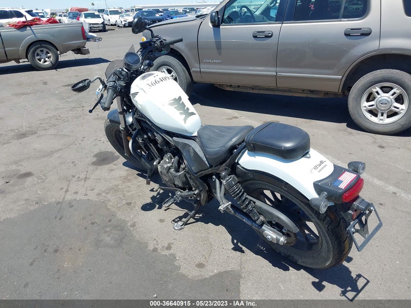 VIN MLHPC5606M5400449 2021 HONDA CMX500