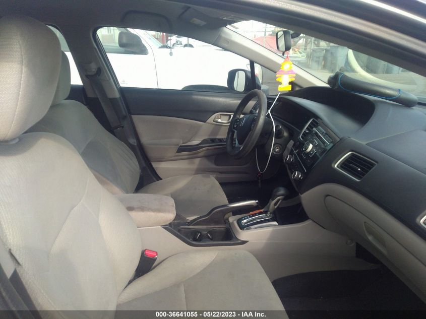 2013 HONDA CIVIC SDN LX - 2HGFB2F57DH565500