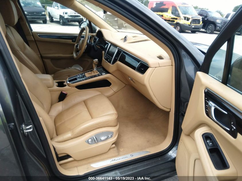 2016 PORSCHE MACAN S - WP1AB2A54GLB41438