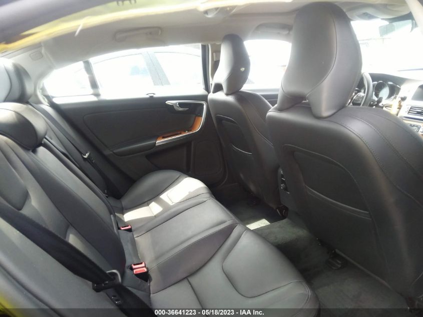 2017 VOLVO S60 INSCRIPTION PLATINUM - LYV402TM2HB151044