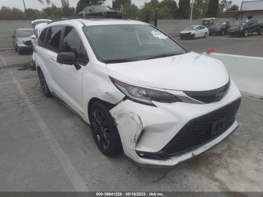 2021 TOYOTA SIENNA XSE - 5TDDRKEC7MS017872