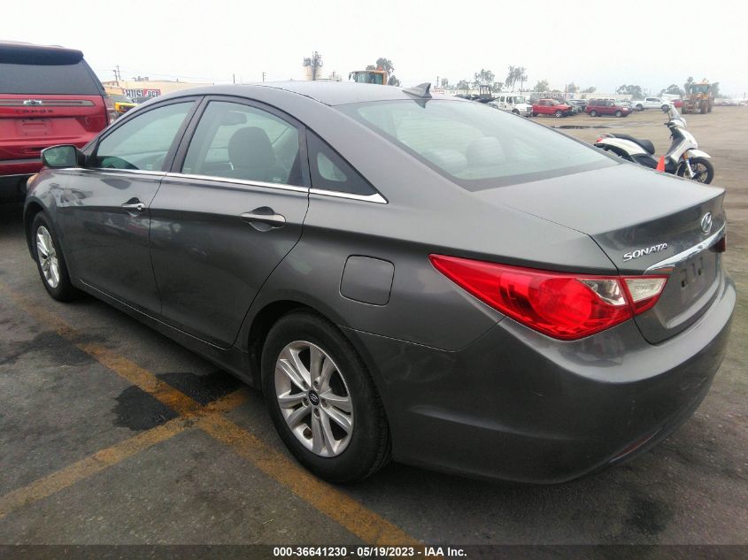 VIN 5NPEB4AC6DH570335 2013 HYUNDAI SONATA no.3