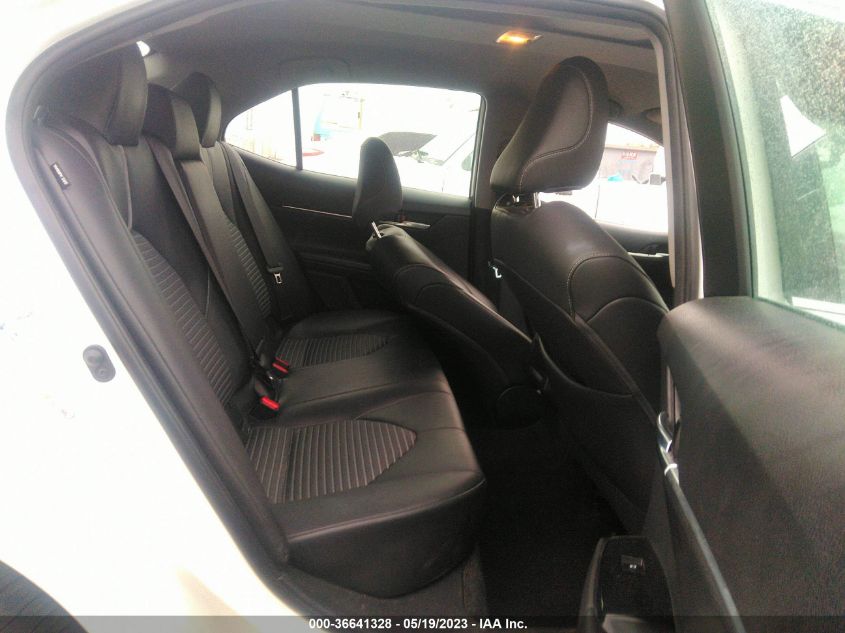2018 TOYOTA CAMRY LE/SE/XLE/L - 4T1B11HK8JU560212