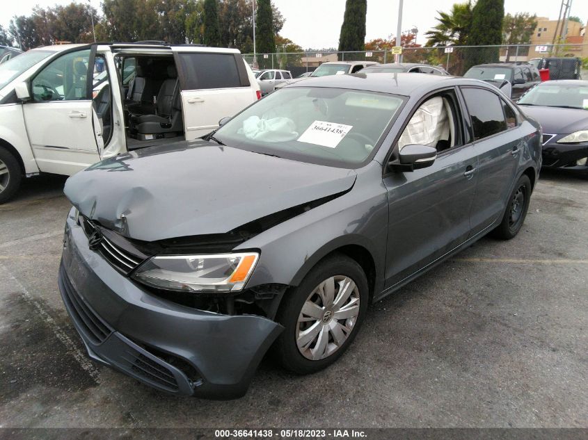 2014 VOLKSWAGEN JETTA SEDAN SE - 3VWD17AJ3EM417192