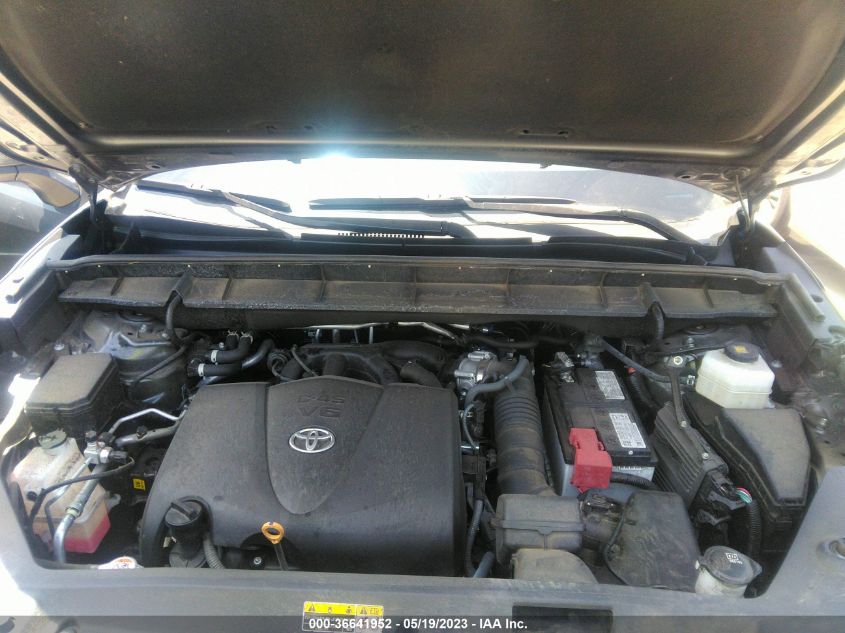2022 TOYOTA HIGHLANDER XLE - 5TDHZRBHXNS560161