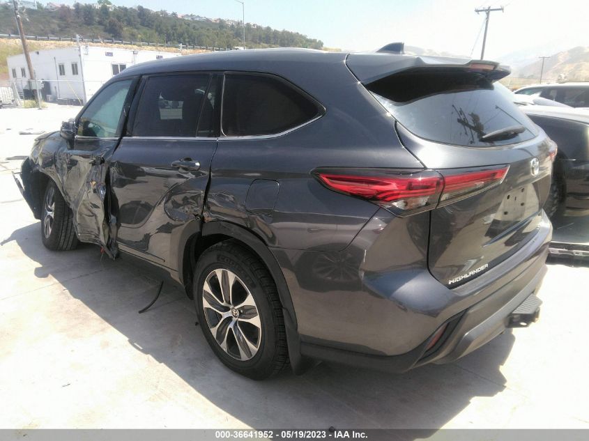 2022 TOYOTA HIGHLANDER XLE - 5TDHZRBHXNS560161