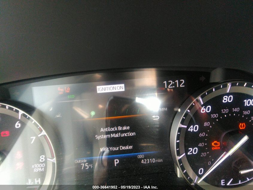 2022 TOYOTA HIGHLANDER XLE - 5TDHZRBHXNS560161