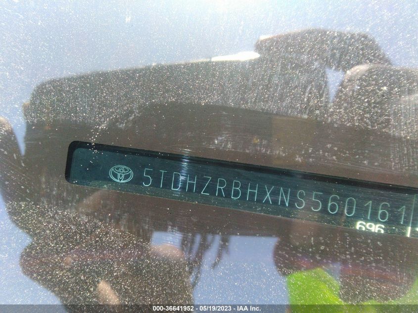 2022 TOYOTA HIGHLANDER XLE - 5TDHZRBHXNS560161
