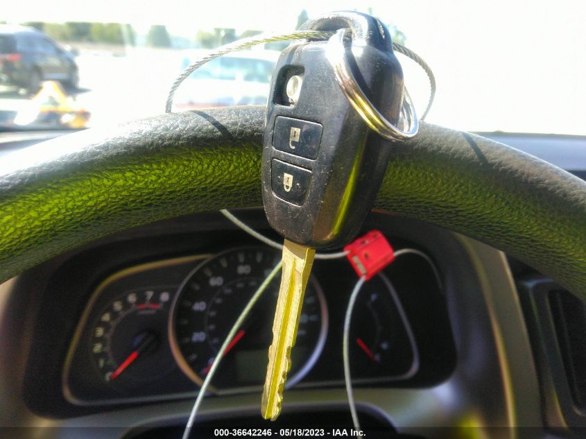 2015 TOYOTA RAV4 LE - 2T3BFREV4FW333936
