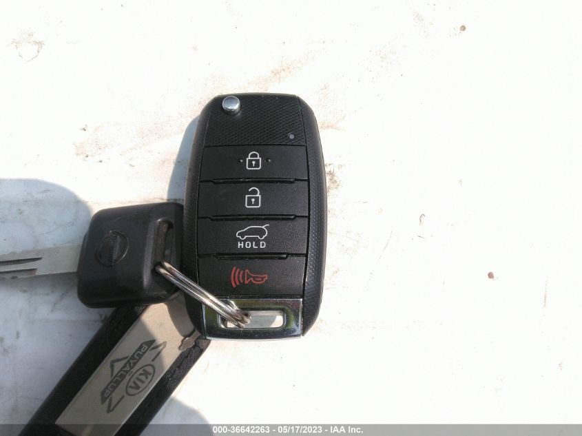 2016 KIA SOUL + - KNDJP3A57G7349699