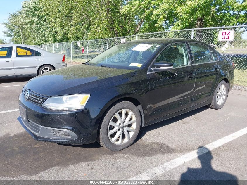 2014 VOLKSWAGEN JETTA SEDAN SE - 3VWD17AJ0EM425041