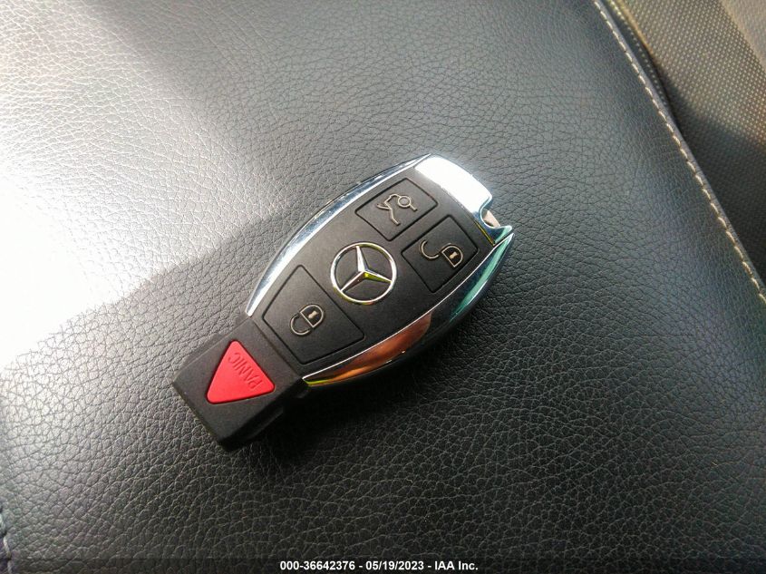 2017 MERCEDES-BENZ S-CLASS S 550 - WDDUG8CB8HA314435