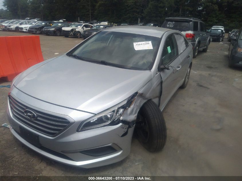 2016 HYUNDAI SONATA 2.4L SE - 5NPE24AF9GH376445