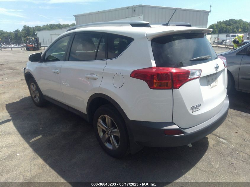 2015 TOYOTA RAV4 XLE - JTMWFREVXFD052688