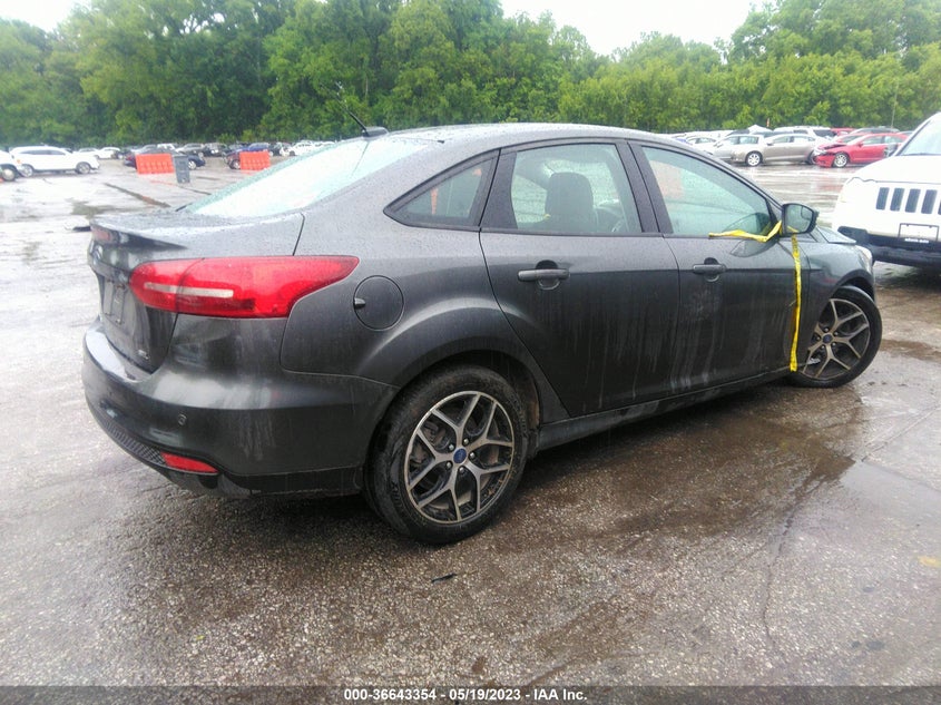 VIN 1FADP3H23JL244395 2018 FORD FOCUS SEL