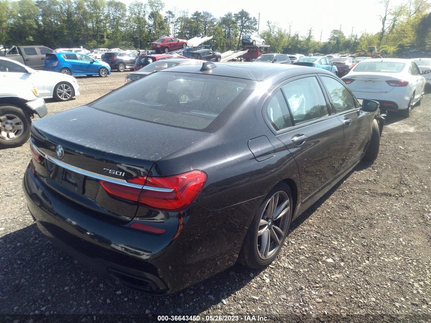 Auction sale of the 2018 BMW 7 SERIES , vin: WBA7F2C50JG423862, lot number: 36643450