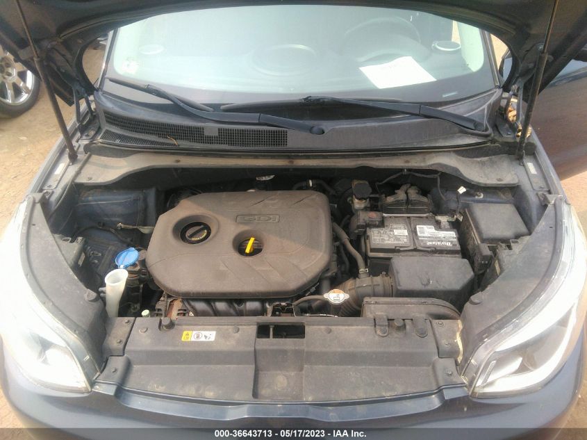 2016 KIA SOUL + - KNDJP3A55G7260326