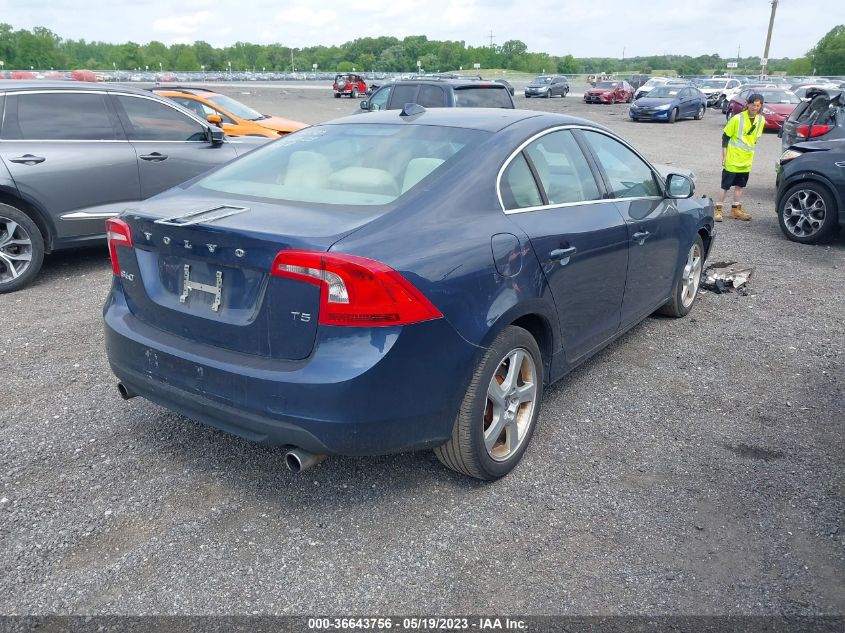 2013 VOLVO S60 T5 - YV1612FS8D2182384