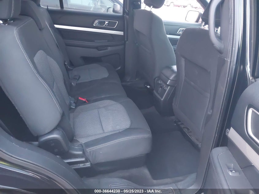 VIN 1FM5K7D81HGA33533 2017 FORD EXPLORER XLT