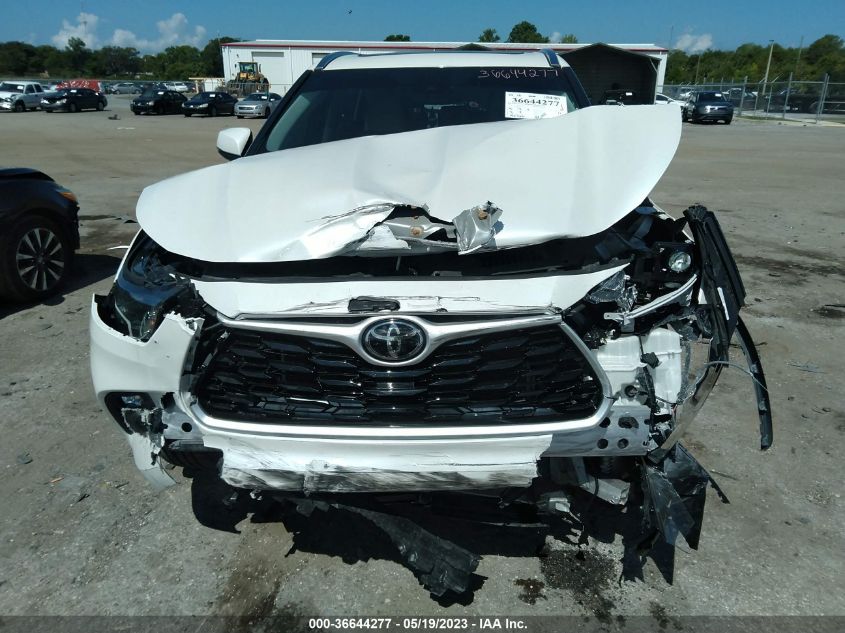 2021 TOYOTA HIGHLANDER XLE - 5TDGZRBH4MS104263