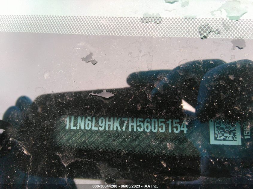 2017 LINCOLN CONTINENTAL LIVERY 1LN6L9HK7H5605154