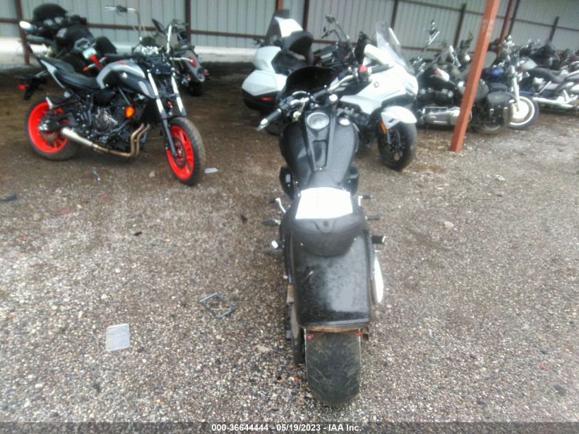 2014 YAMAHA XV1900 CU - JYAVP27E8EA016958