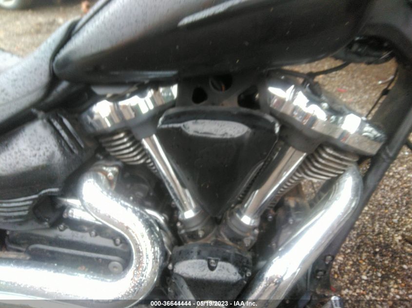 2014 YAMAHA XV1900 CU - JYAVP27E8EA016958