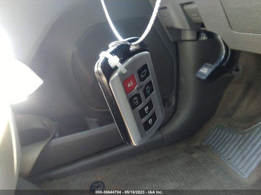 2017 TOYOTA SIENNA XLE AUTO ACCESS - 5TDYZ3DC7HS806800