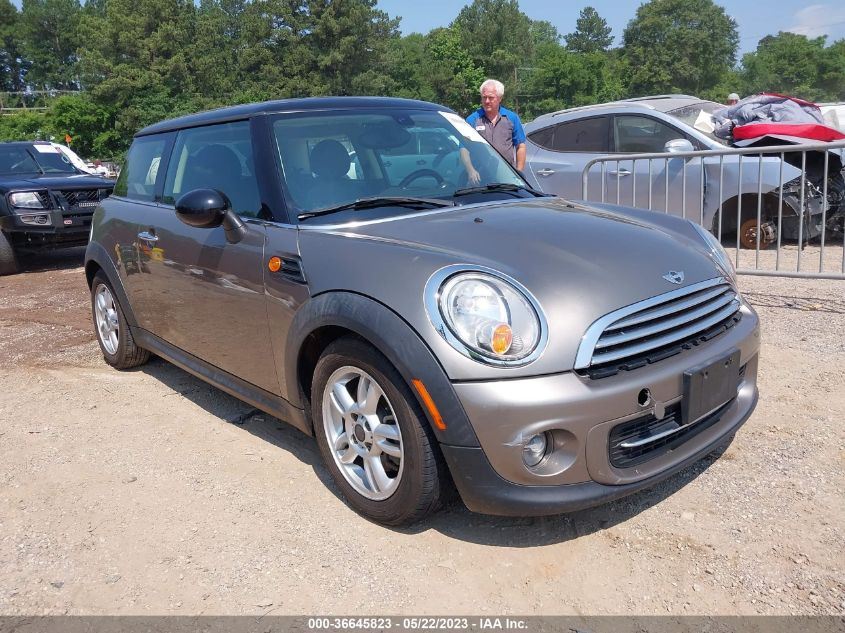 2013 MINI COOPER HARDTOP - WMWSU3C50DT684426