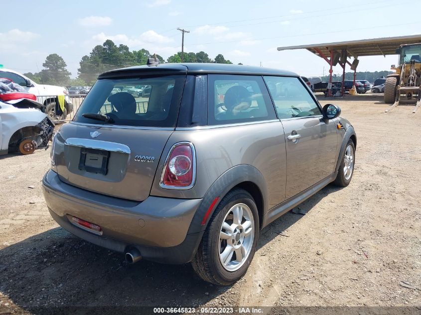 2013 MINI COOPER HARDTOP - WMWSU3C50DT684426