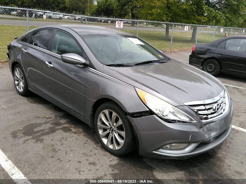 2013 HYUNDAI SONATA SE - 5NPEC4AC6DH606392