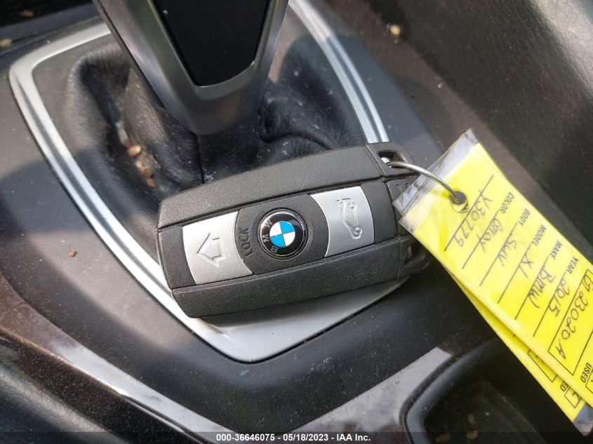 2015 BMW X1 XDRIVE28I - WBAVL1C53FVY30779