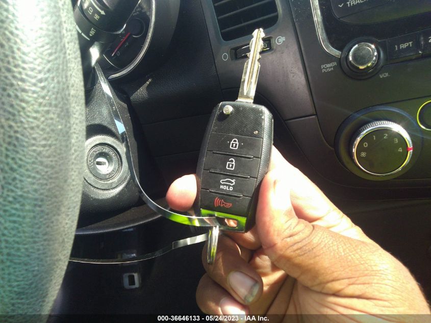 2017 KIA FORTE LX - 3KPFK4A78HE043477