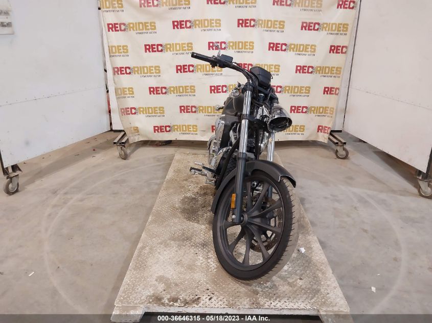 2017 HONDA VT1300 CX JH2SC6129HK200501
