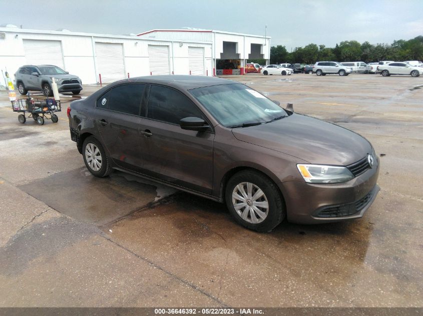 2014 VOLKSWAGEN JETTA SEDAN S - 3VW2K7AJ9EM312337