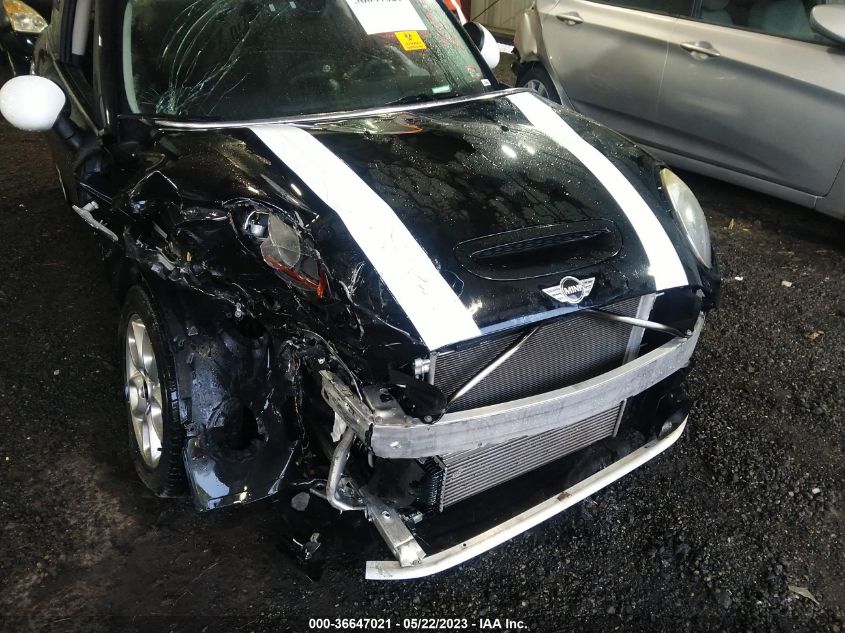 2015 MINI COOPER HARDTOP S - WMWXP7C50F2A33751