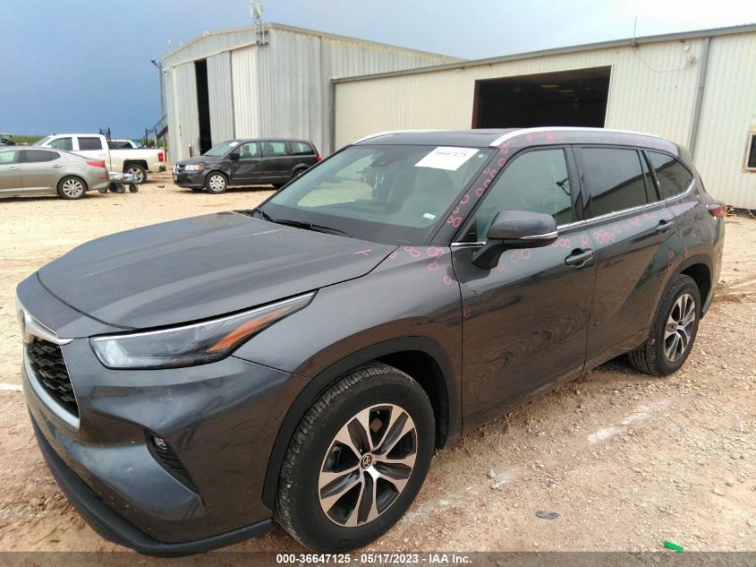 2022 TOYOTA HIGHLANDER XLE - 5TDGZRAHXNS544362