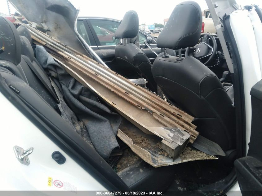 2019 TOYOTA CAMRY LE/SE/XLE/L - 4T1B11HK4KU758139